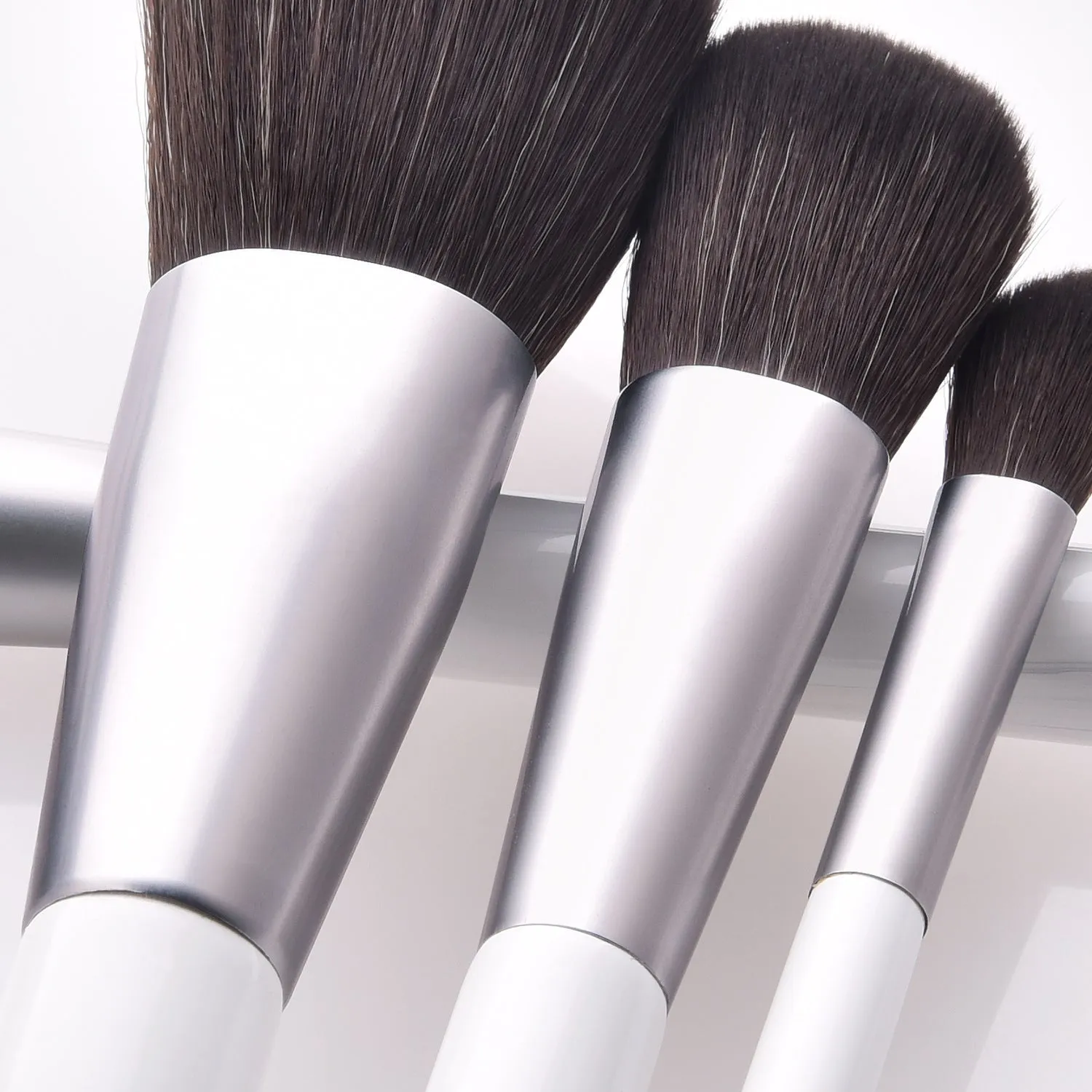 15 Piece Designer Pro Sleek Brush Set - MQO 25 pcs