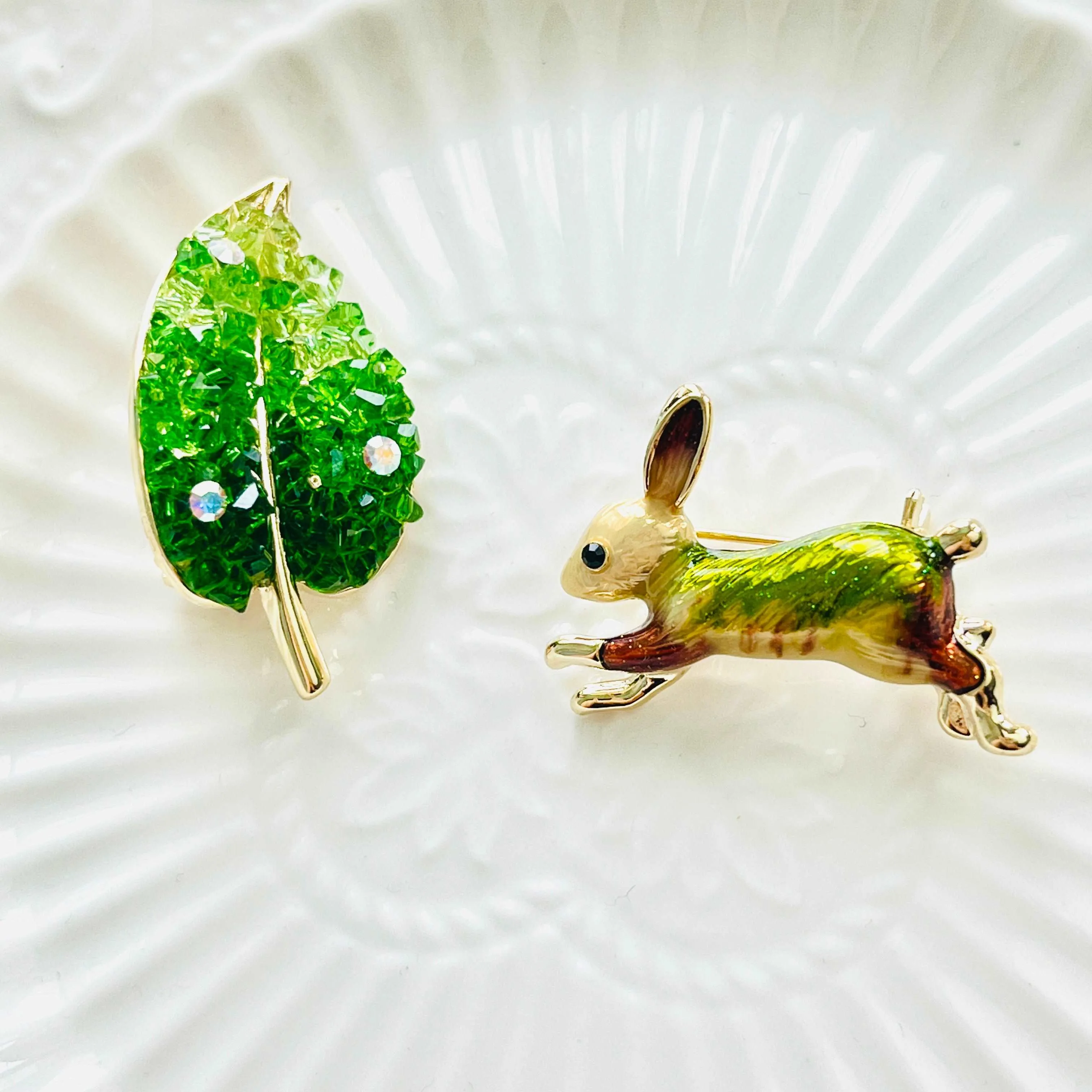 Enamel Colorful Running Rabbit Brooch
