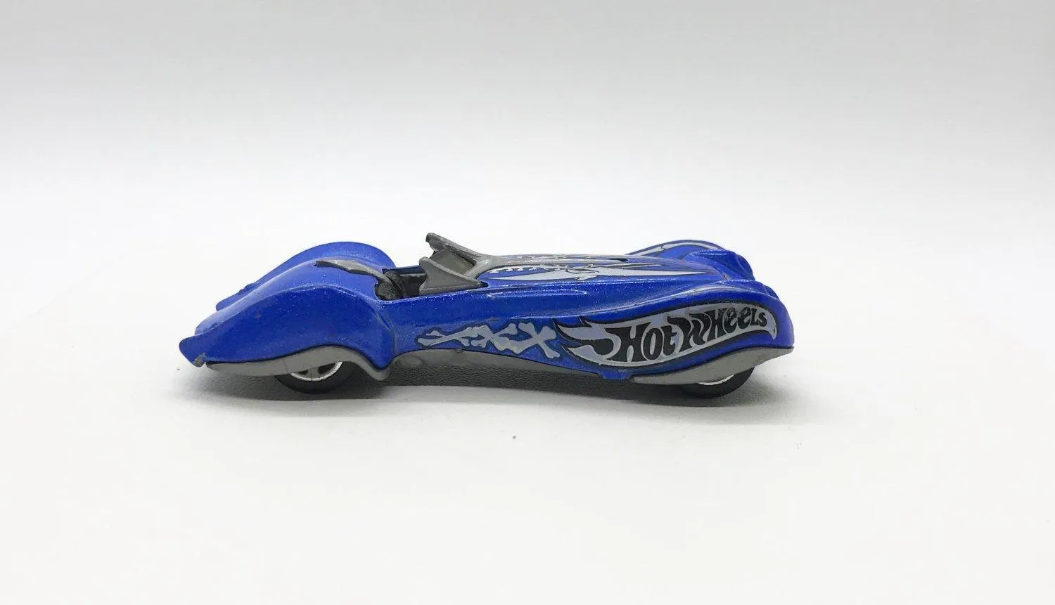 Hot Wheels Sleek Blue Phantastique (2003)