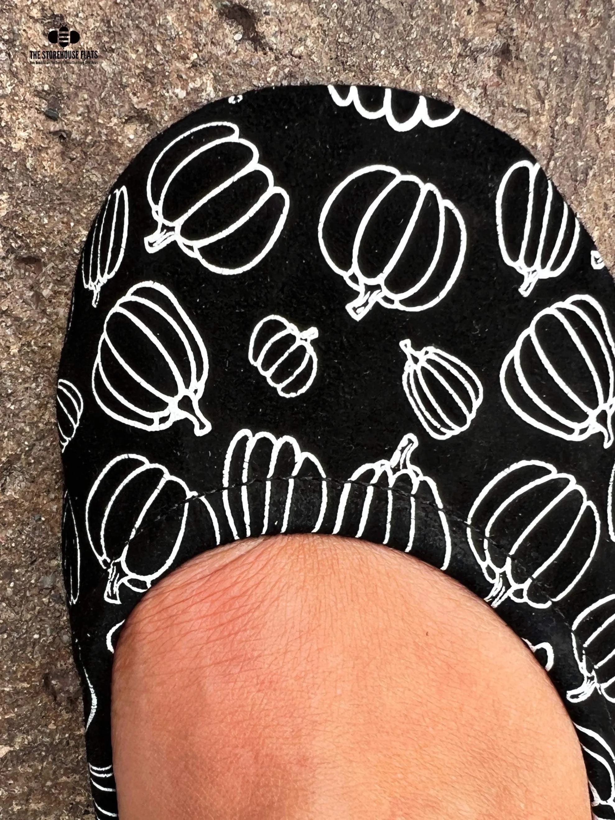 Jack Printed Suede - Black and White