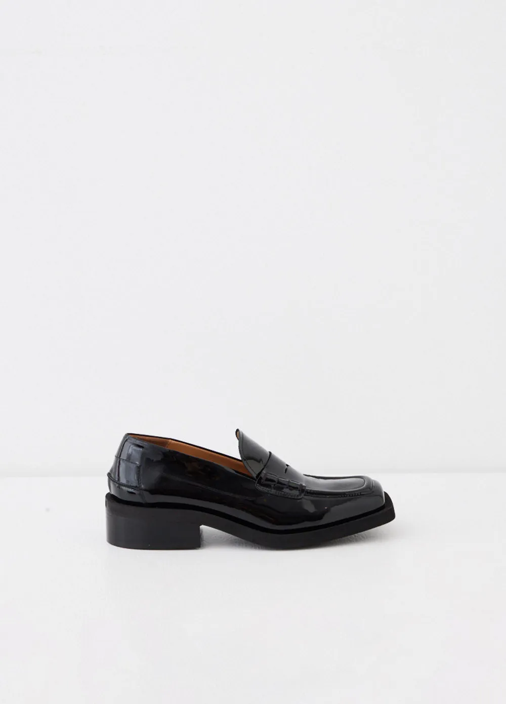 Naplack Loafers