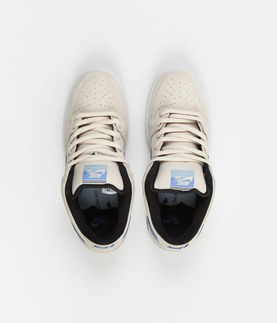 Nike SB Dunk Low Pro Shoes - Light Cream / Deep Royal Blue