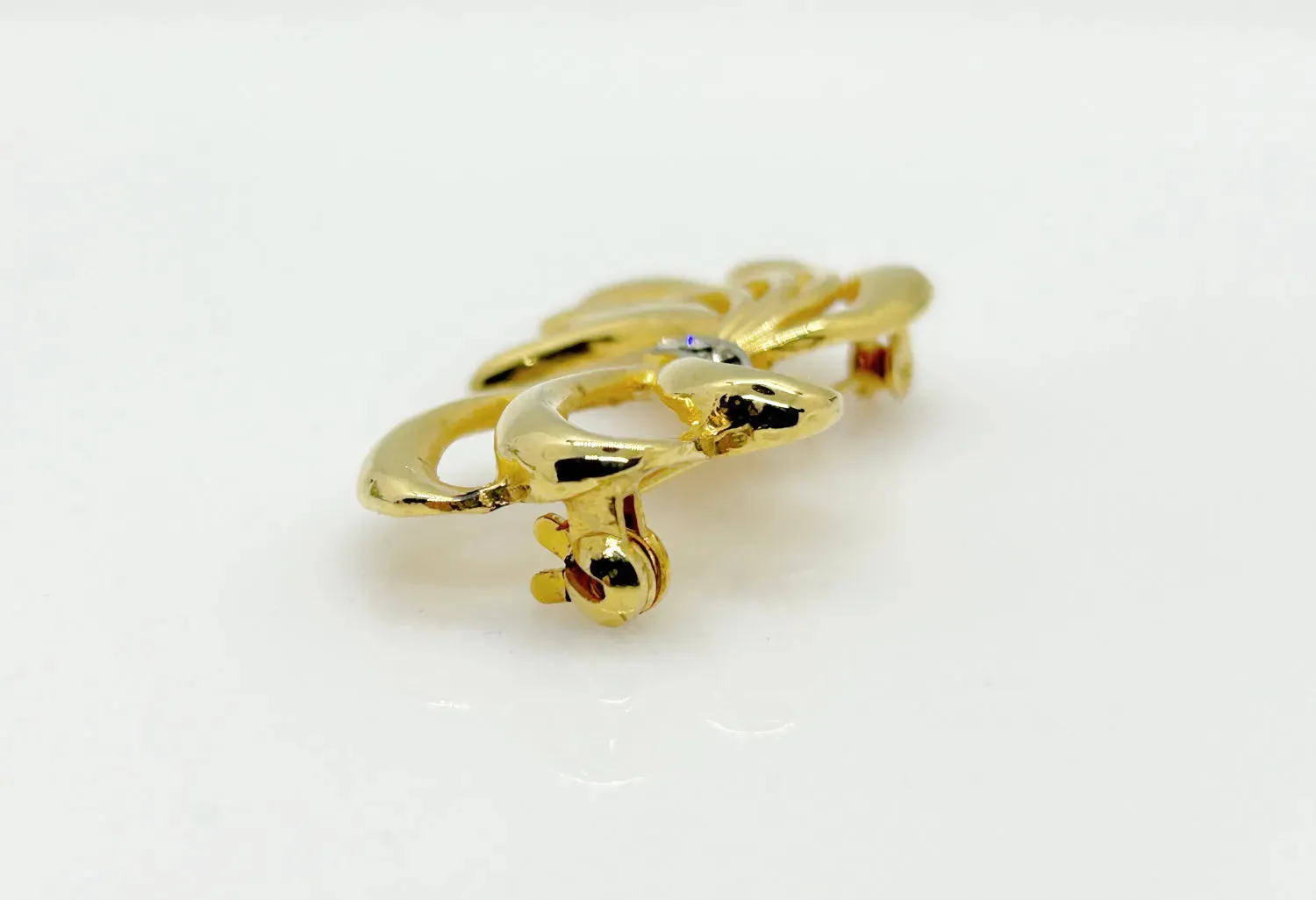 Swarovski Bow Brooch with Glittering Center
